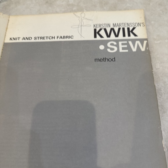 VTG It's Easy To Sew Knit And Stretch Fabric 1977 & Complete Book Of Sewing 1972 - Picture 5 of 12